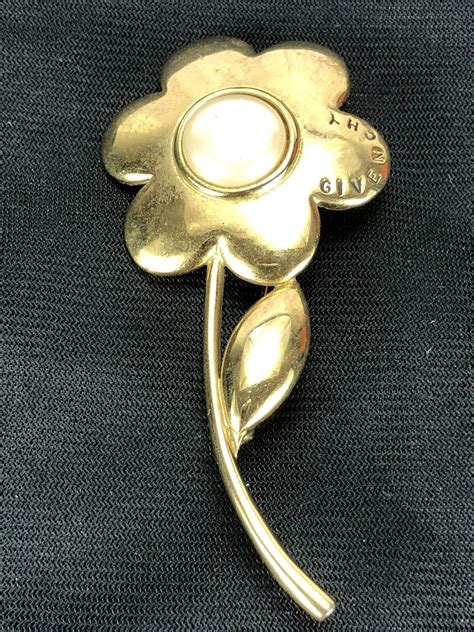 Vintage Givenchy Daisy Flower Pin Brooch Signed Gold Faux 